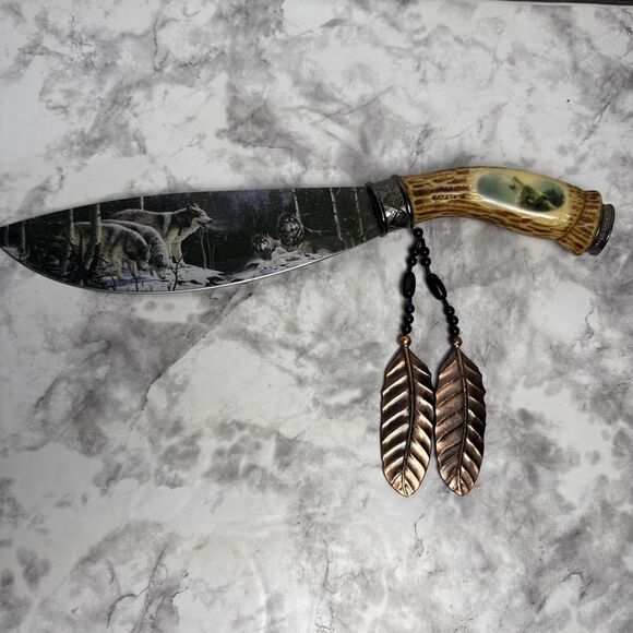 Indian Art Knife Wildlife Collection 2006 Wolf With Display Stand Winter - Picture 1 of 9